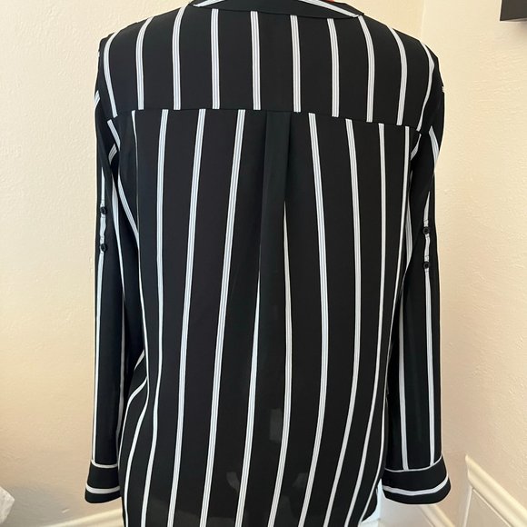 Striped Express Blouse - Picture 5 of 7